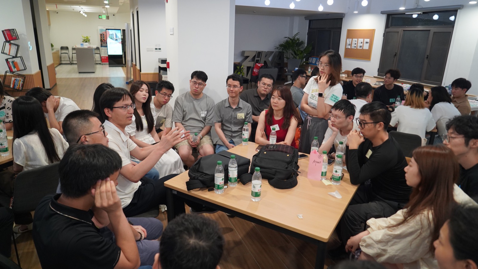 WAIC 研究者创业者派对圆桌讨论现场